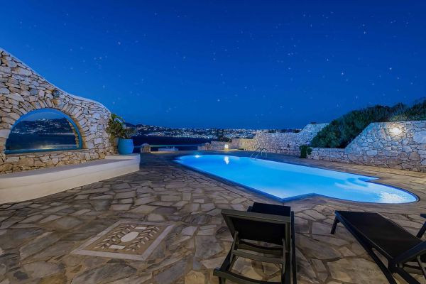 5-villa-cavo-alefkandra-6-swimming-pool-mykonos-rocky-villas7930DAB4-C7DD-D007-70F0-C10ABD431261.jpg