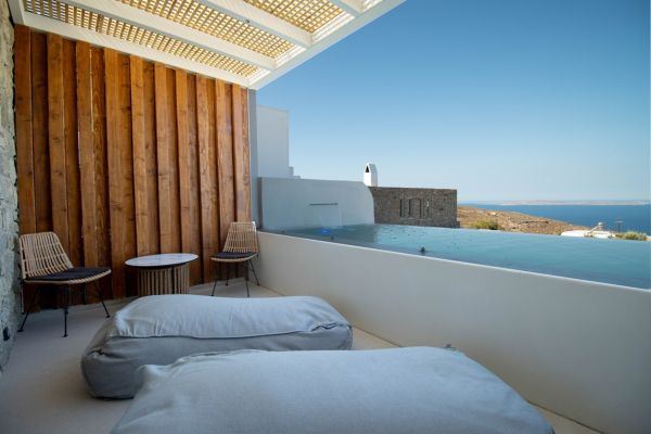 villa-panamera-mykonos-11room-private-villa-12-outside-view70A29C7A-9BBD-89CB-4E85-1ECC348C6F13.jpg